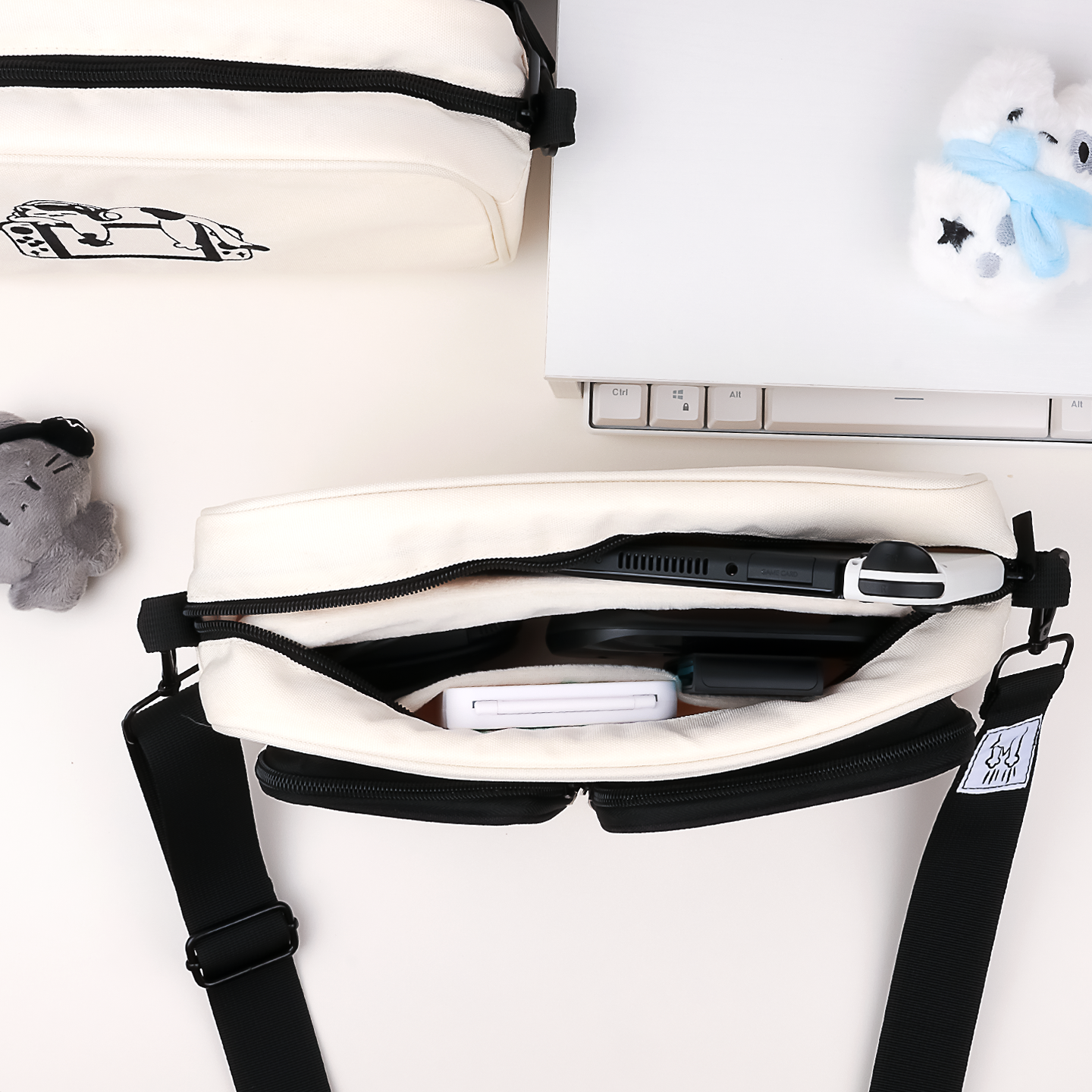 Cat-Themed Gaming Crossbody Ba - Gaming Console Display recensione e prezzo